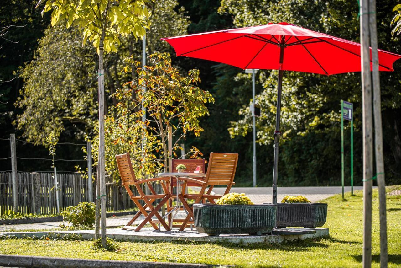 Lux Living Apartments Budic Near Terme Catez Brežice Esterno foto
