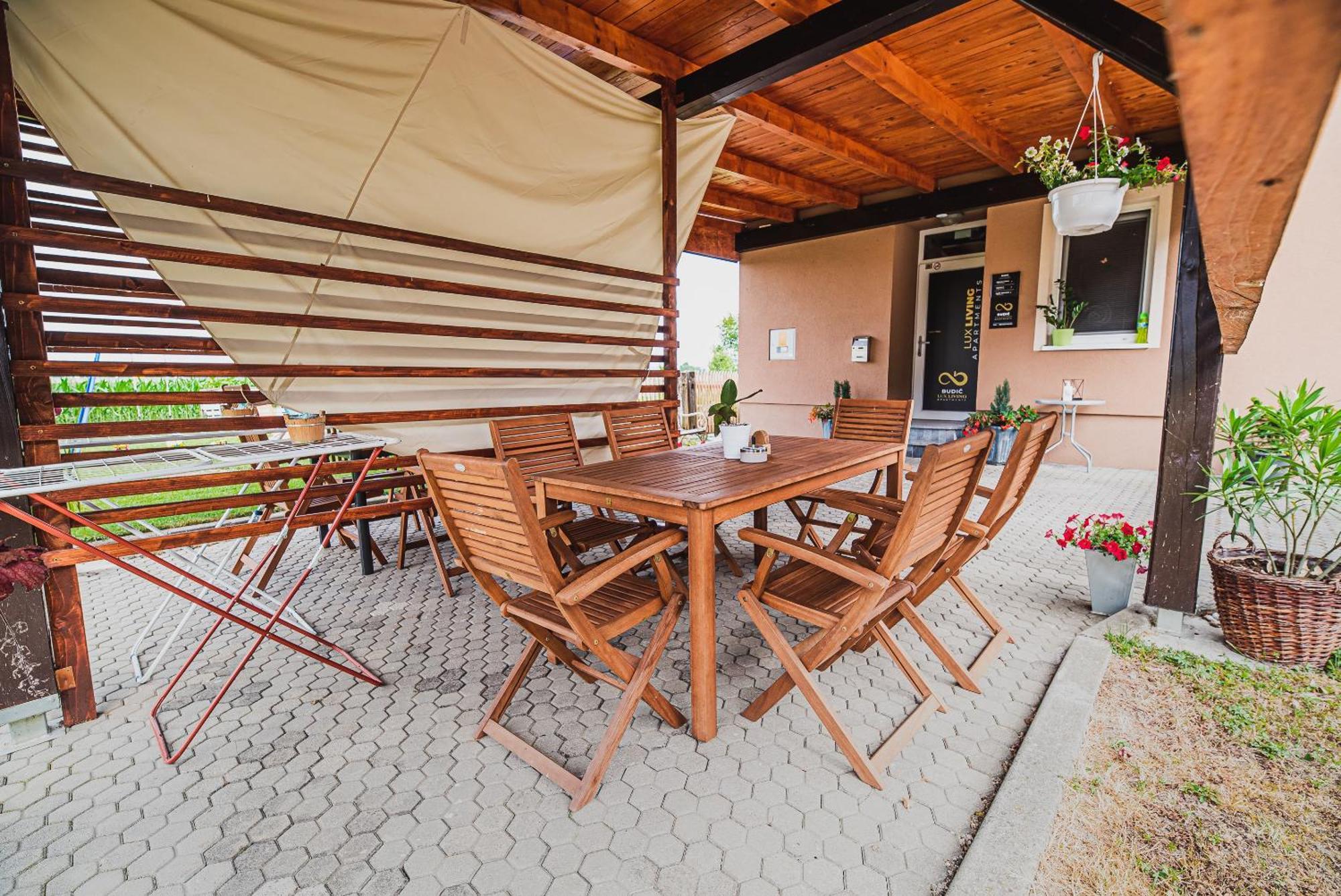Lux Living Apartments Budic Near Terme Catez Brežice Camera foto